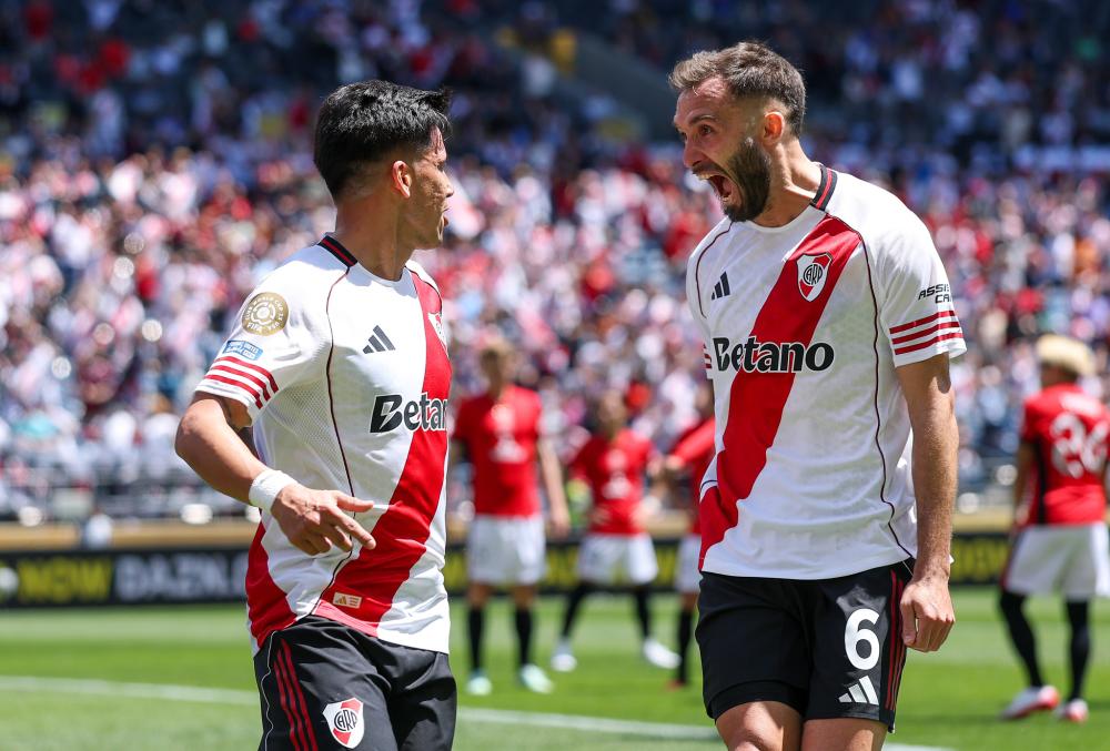 欧冠今夜观赛指南：枪手迎战强敌拜仁，皇马客场出征盼洗颓